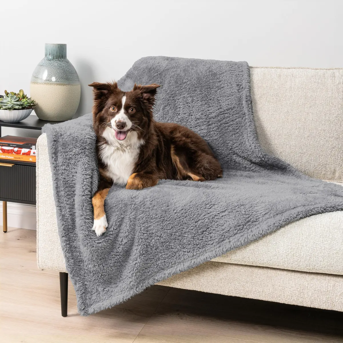 PetAmi Sherpa Waterproof Dog Blanket Medium 74cm (29in) x 102cm (40in) | Protects Furniture from Pet Messes - view 6