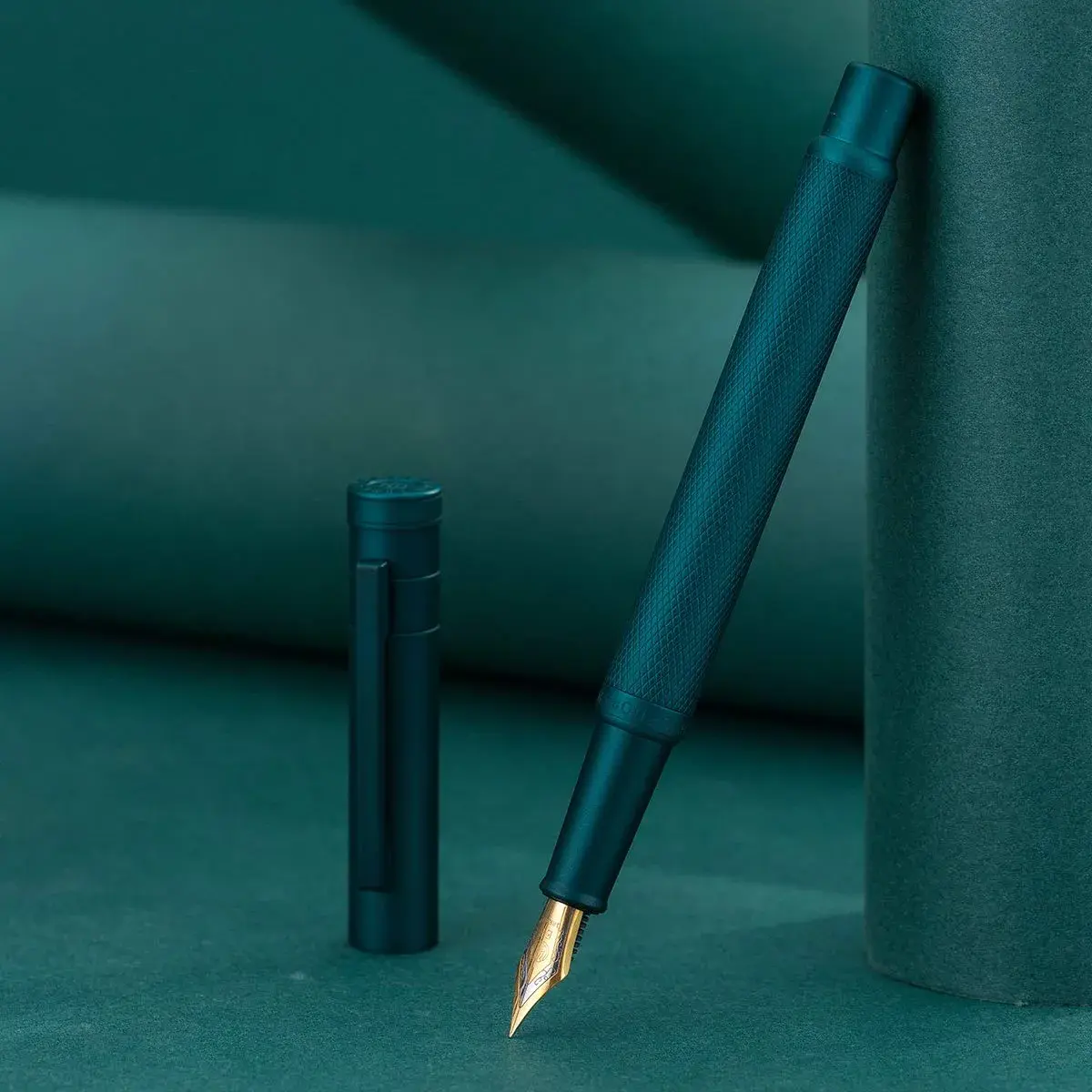 Asvine Dark Green Fude Pen, Bent Nib Fountain Pen Calligraphy (Fine to Broad) with Converter and Metal Pen Case Set | Smooth Ink Flow Writing Instrument - view 3