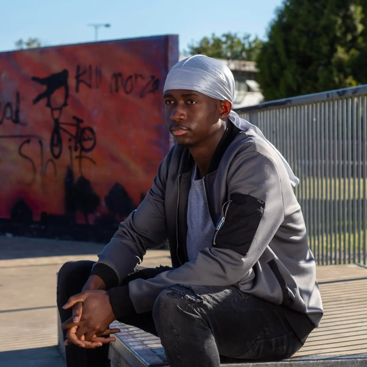 ShyneDurags Silky Durag - Silver | Perfect for Waves, Braids & Locs | Premium Silk Du Rags for Men & Women | Wide & Long Tail | Ultra-Soft & Wrinkle Free Satin - view 3