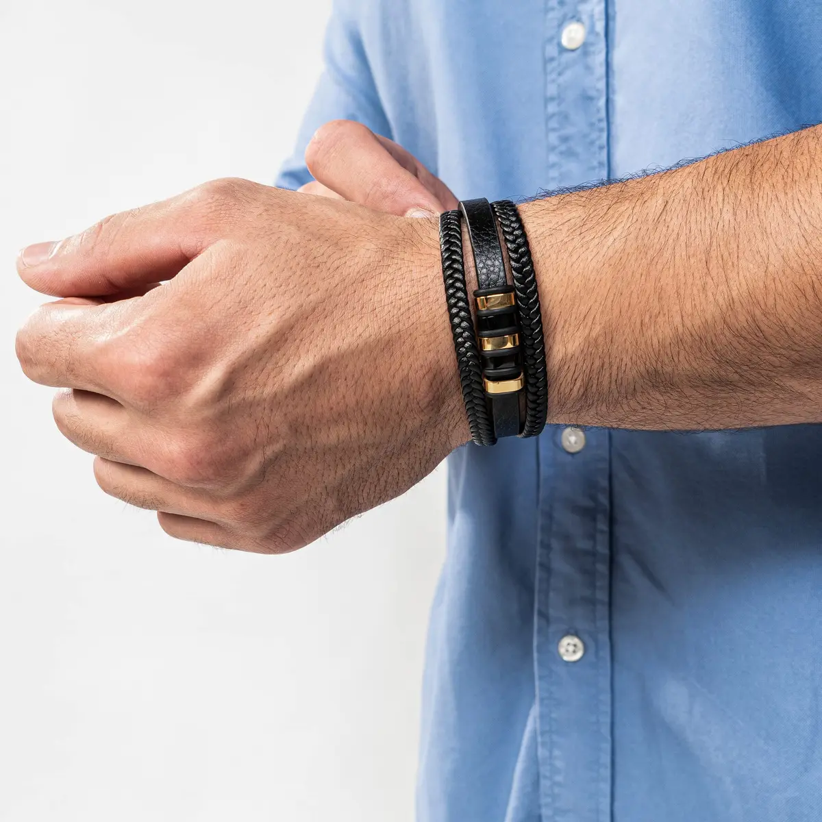 SERASAR Black Leather Men Bracelet with Gold Steel Accents & Magnetic Clasp, 17cm (6.75") | Braided Wrap Style - view 3