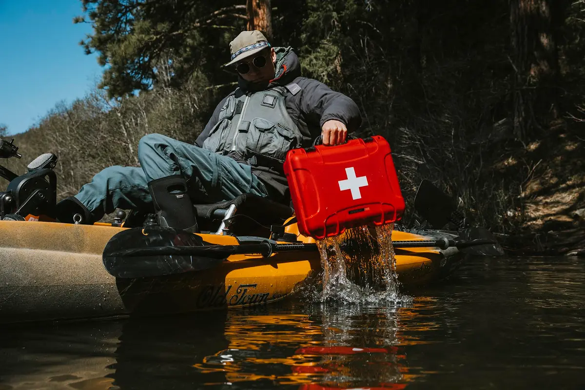 NANUK 920 Waterproof First Aid Box 15" x 10.5" x 6.2" | Impact-Resistant, Dustproof, Floats - view 7