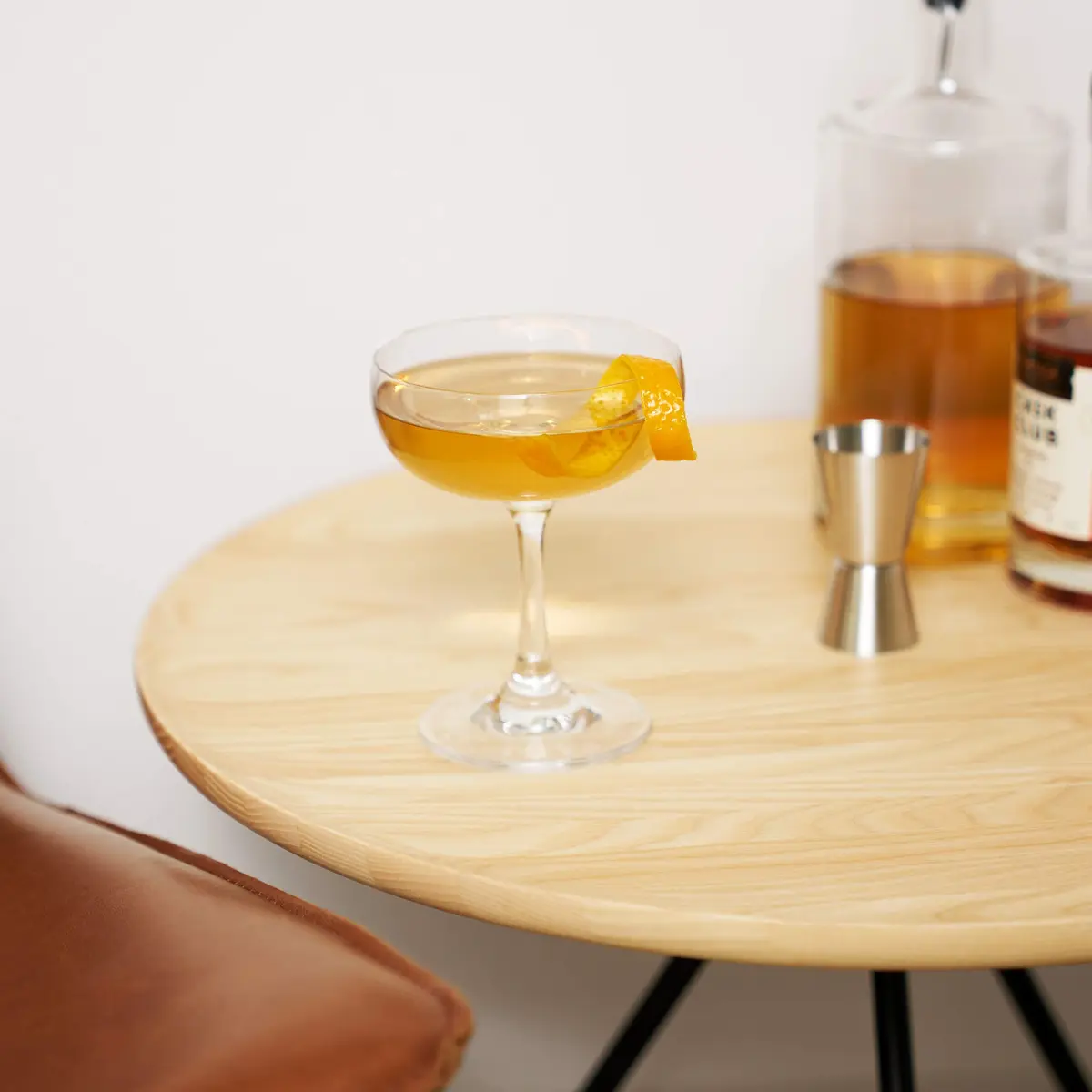 TRUE 7 oz Coupe Glass | Elegant Cocktail & Martini Glassware for Home & Wedding - view 8