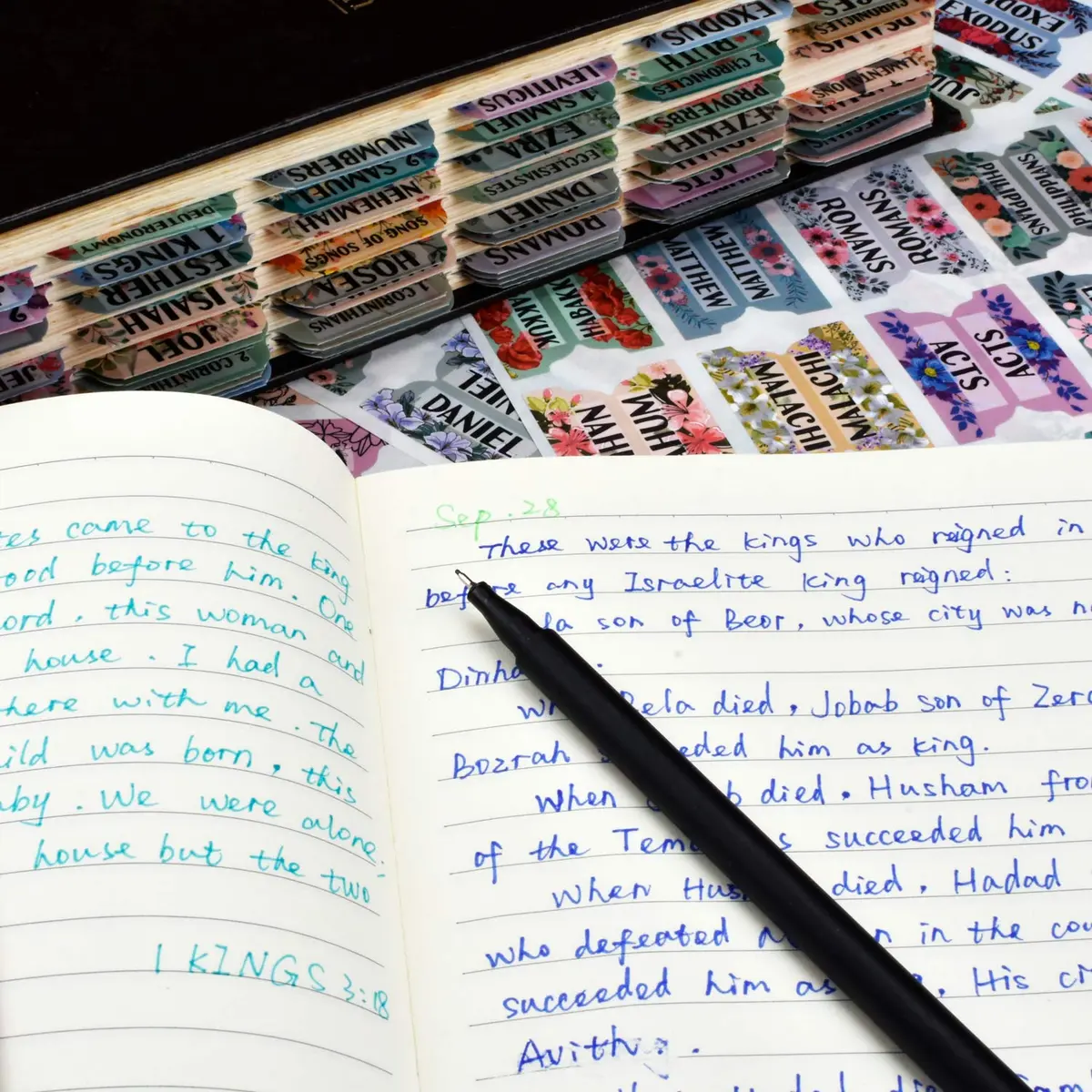 CUALFEC Bible Index Tabs Matte Laminated Floral Design 122 Pcs | Organise Scripture with Ease - view 3
