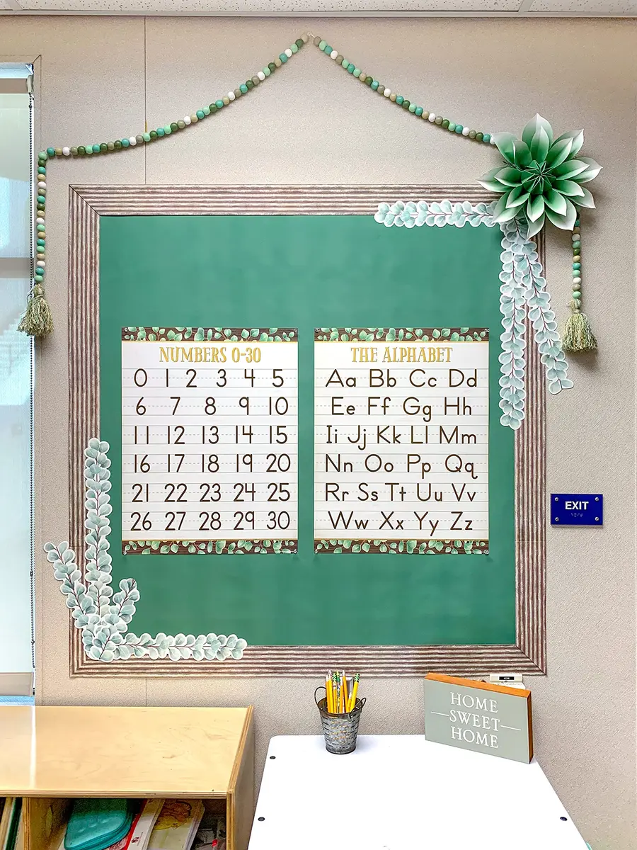 Teacher Created Resources Eucalyptus Green Better Than Paper Bulletin Board Roll | Quick, Durable & Reusable (70-120 chars) - view 5