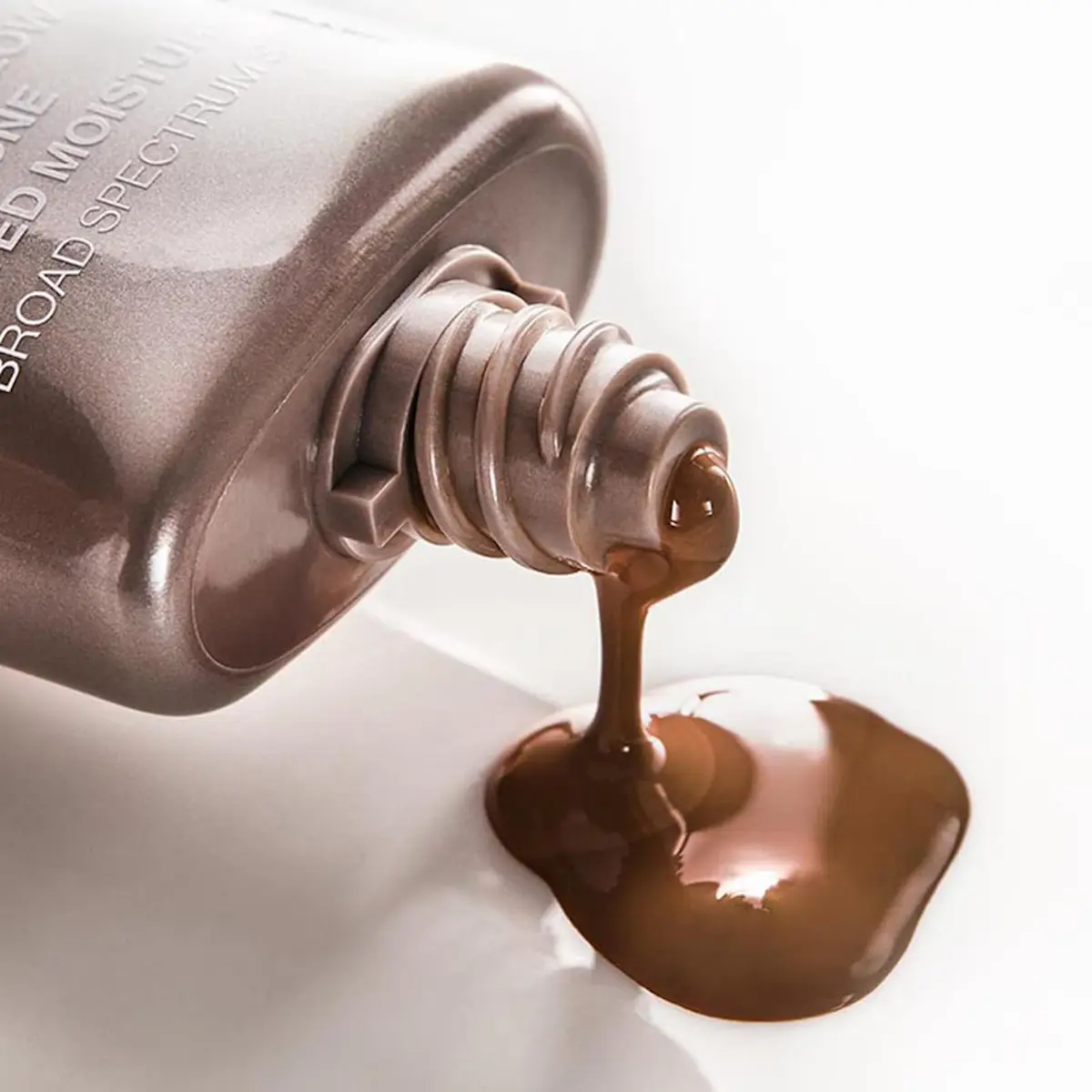 Smashbox Halo Healthy Glow Tinted Moisturizer SPF 25 Fair Light 40ml (1.4 Fl Oz) | Hydrates for 24 Hours - view 5