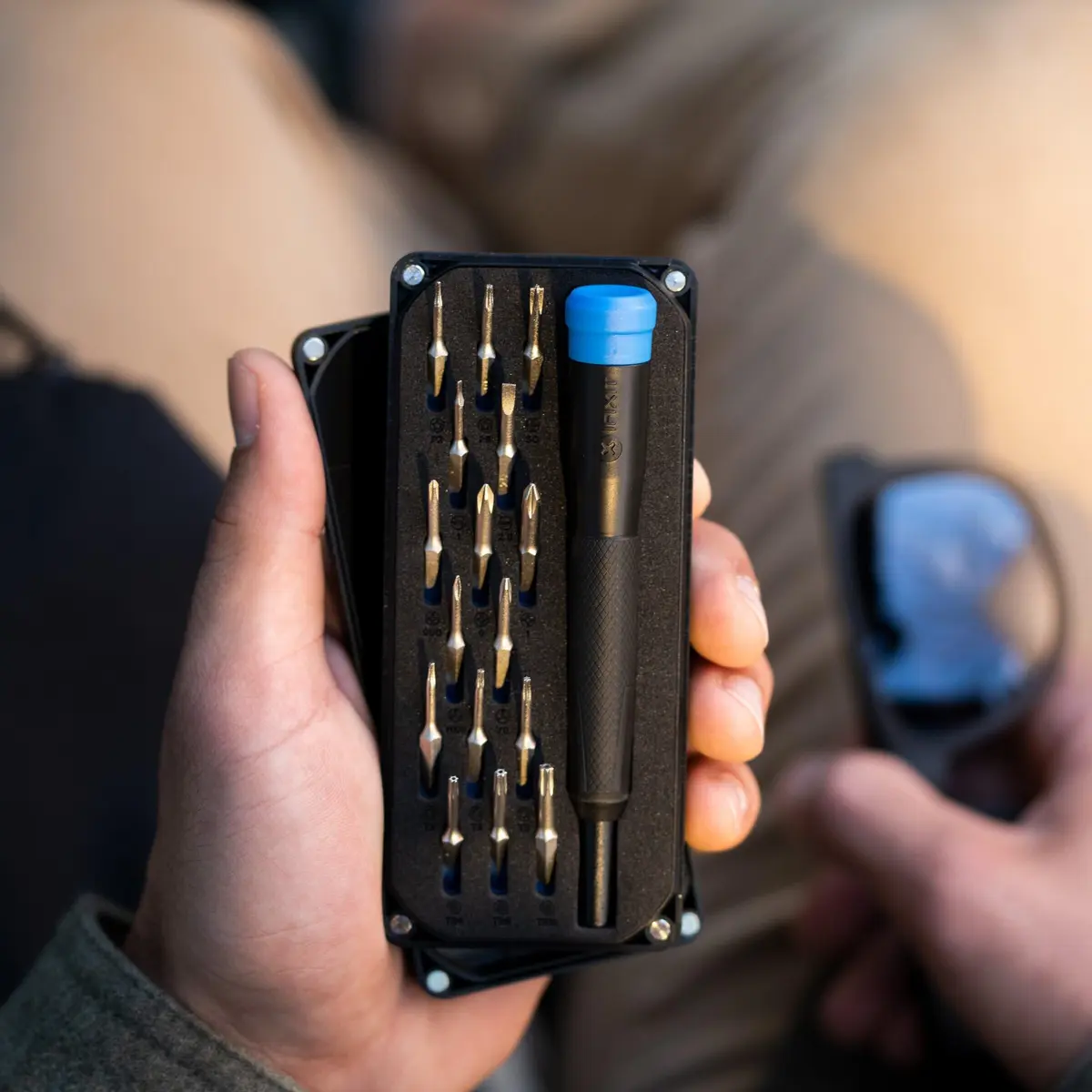 iFixit Minnow Driver Kit Pocket-Sized Screwdriver with 16 Precision Bits 12.4 cm (4.9 in) - view 6