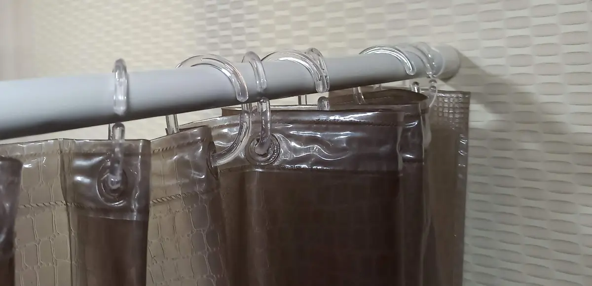 FAPBADRI Transparent Plastic Shower Curtain Rings 36 Pieces | Rust-Free C-Design for Easy Installation - view 4