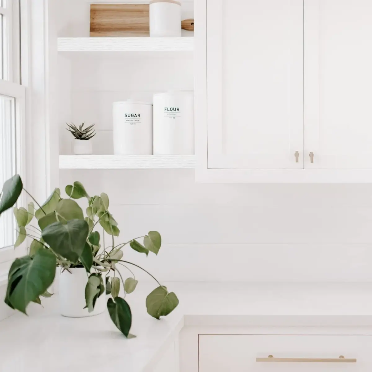 QEEIG White Floating Wall Shelves Set of 2 | 40.4 cm (15.7") x 17 cm (6.7") | Farmhouse Home Decor - view 9