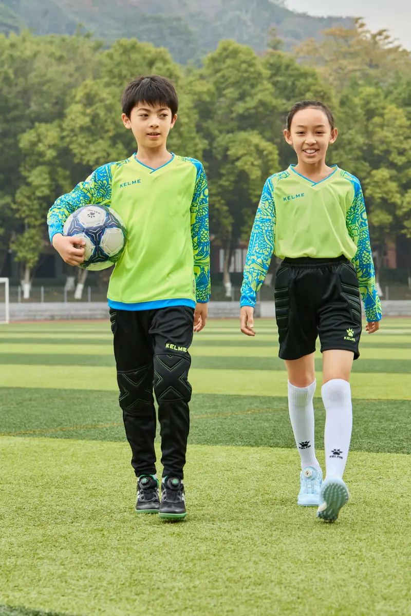 KELME Kid's Goalkeeper Shorts - Padded Soccer Goalie Shorts, Size 8, Blue/Orange | Breathable, Padded & Quick Dry - view 6