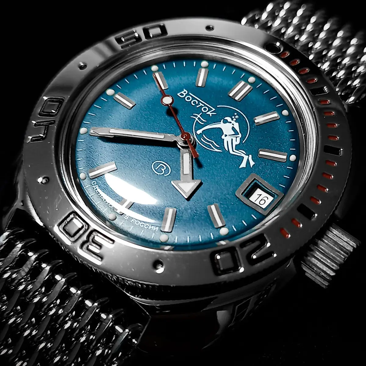 VOSTOK Amphibia 710059 Scuba Dude Automatic Watch 40mm (1.57 in) with Black Nylon Strap - view 4
