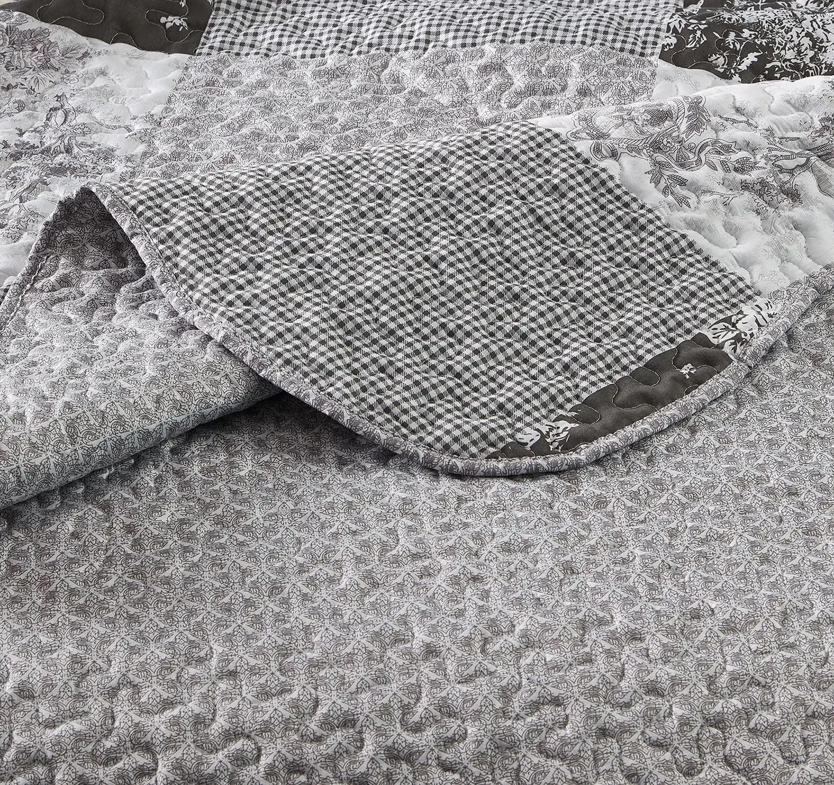 Brilliant Sunshine Multi Grey Toile & Floral Patchwork Quilt Set, Full/Queen | Elegant Reversible Microfiber Bedding - view 6