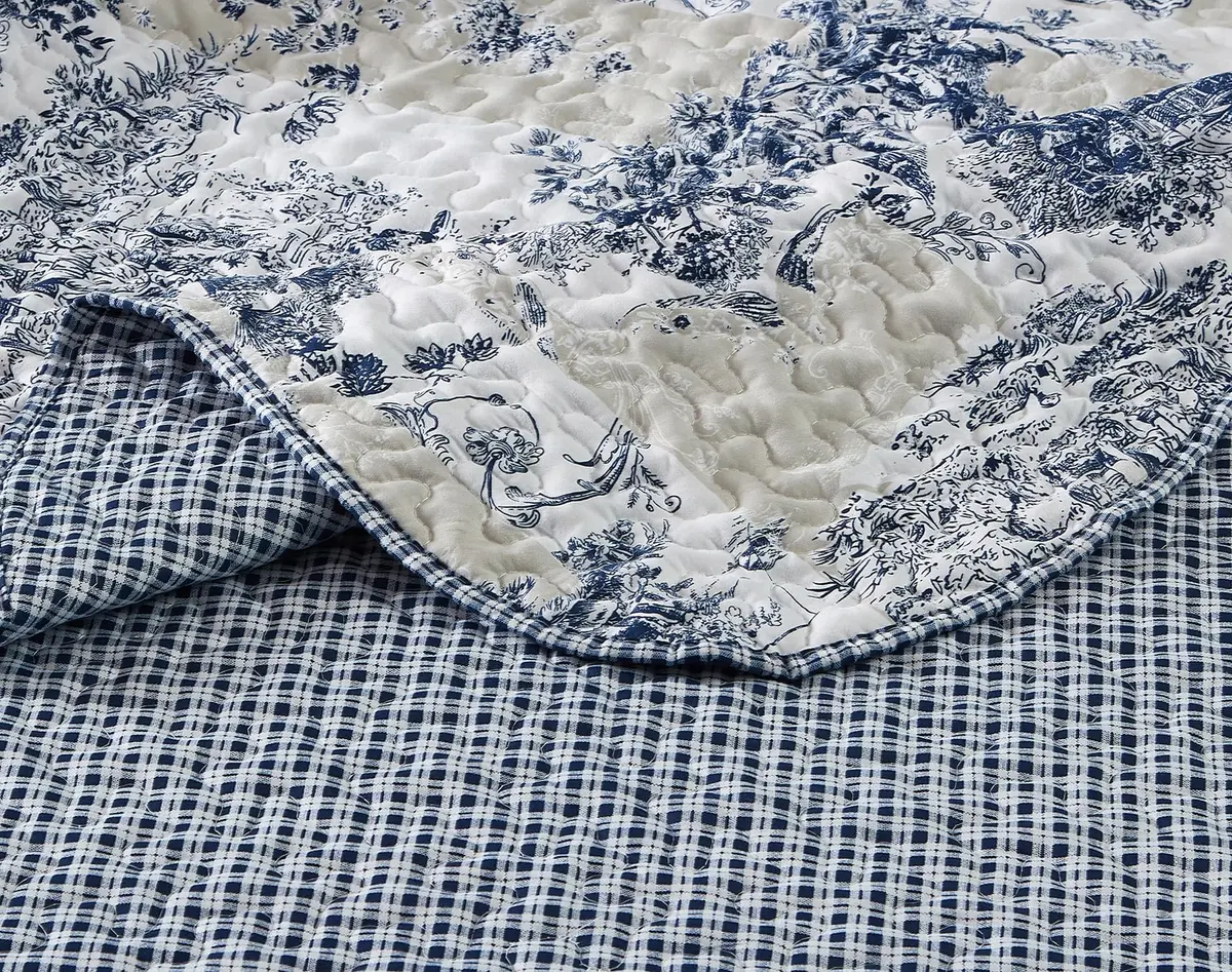 Brilliant Sunshine Blue Toile Quilt Set, Beige & Ivory Patches | Elegant All-Season King Size Bedding - view 6