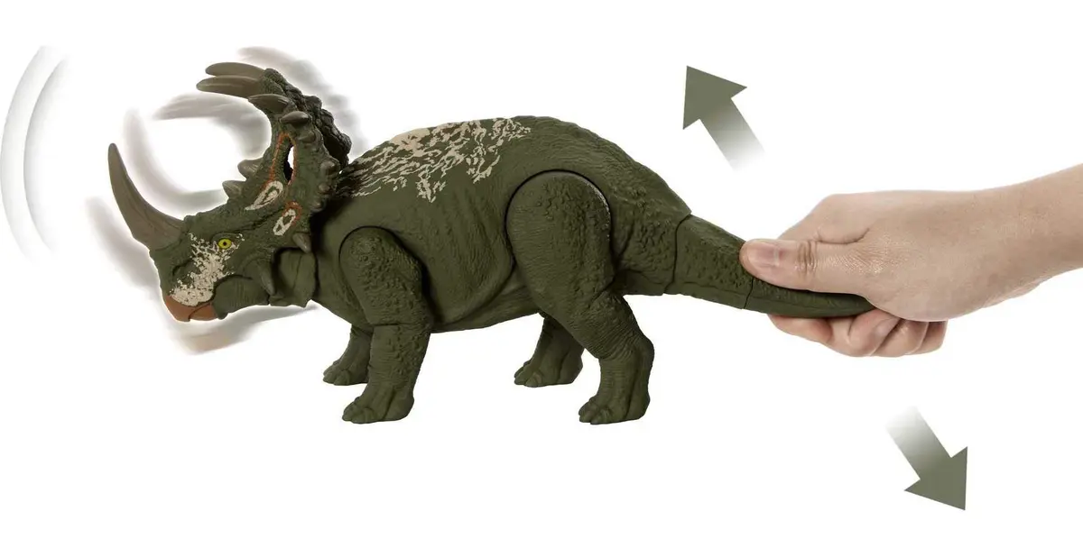 Jurassic World Sound Strike Dinosaur Action Figure Green Medium Size | Movable Joints & Realistic Sounds - view 4