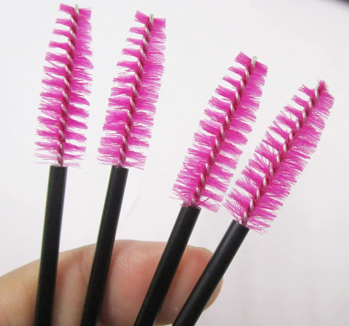 Lifextol Disposable Makeup Applicators 200 pcs | Soft Bristles for Eye & Lip Makeup (70-120 chars) - view 6
