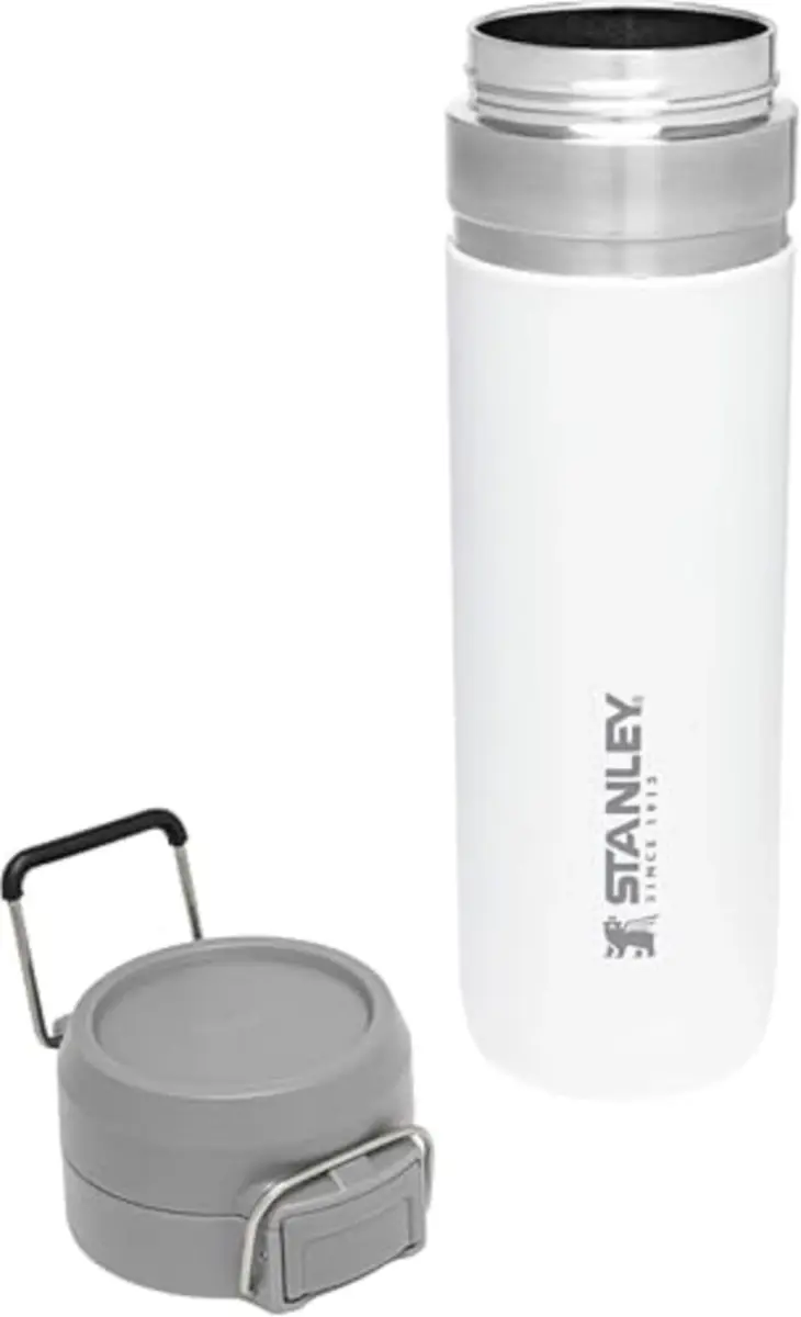 Stanley Quick Flip GO Water Bottle 24 oz (710ml) | Push Button Lid | Leakproof & Packable - view 3
