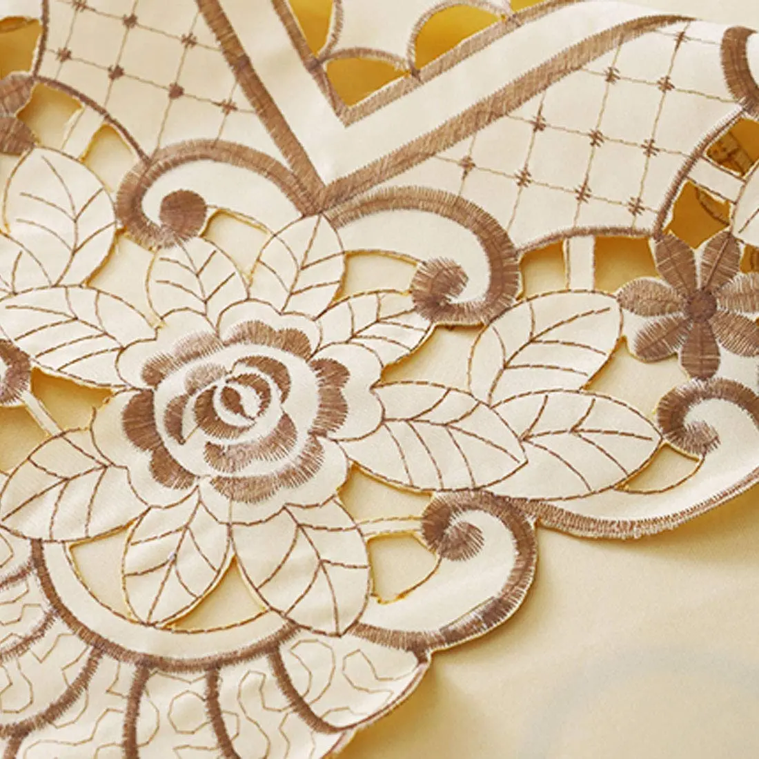 WELLYUK 15 Inch (38.1 cm) Round Vintage Embroidered Brown Flower Lace Tablecloth | Elegant Home Decoration - view 5