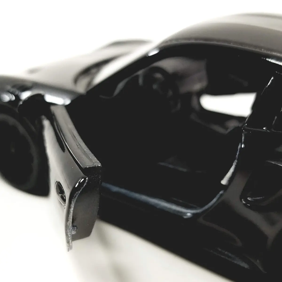 KiNSMART 2010 Porsche 911 GT2 RS 1:36 Scale 5 inch (12.7 cm) Die Cast Metal Model Toy Car | Black - view 4