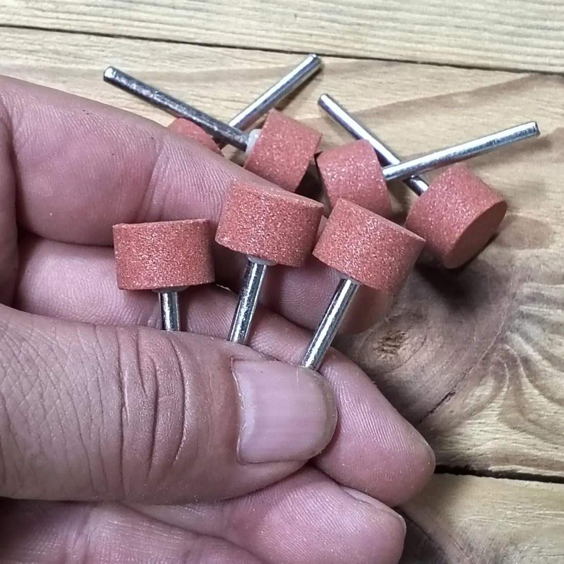 Luo ke 18pcs 1/8'' Shank Rotary Grinding Stones for Metal & Glass | Coarse 120 Grit, Red Corundum, Cylindrical Shape - view 4