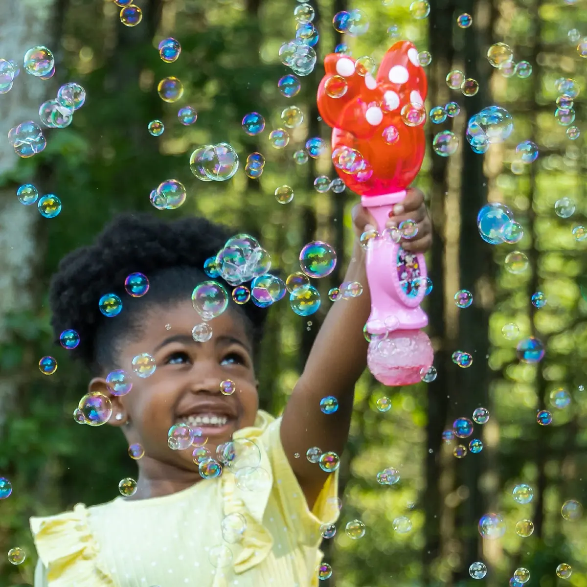 Little Kids Disney Minnie Mouse Musical Bubble Wand with Lights & Sound | 4oz Bubble Solution Included - view 6