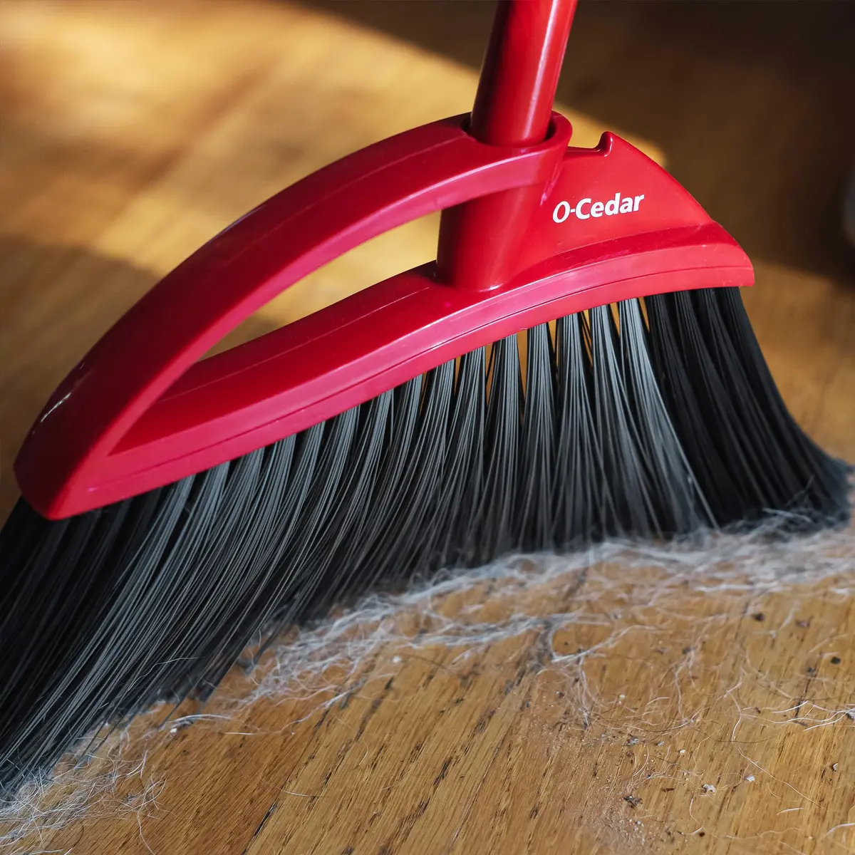 O-Cedar Pet Pro Broom with Step-On Dustpan | Removes Over 99% of Dust & Pet Hair | Quiet Cleaning Tool for Dog & Cat Owners - view 8