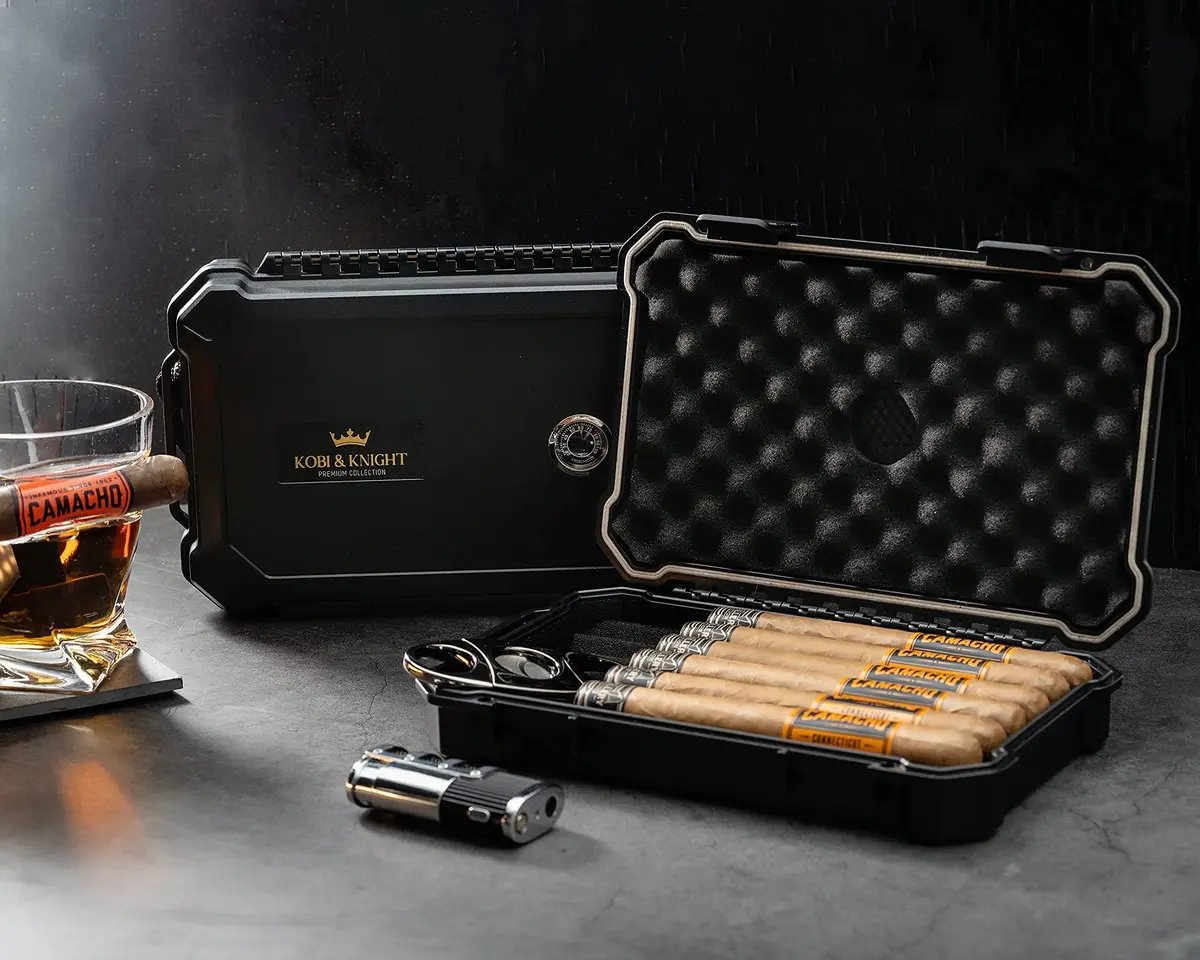 Kobi & Knight Travel Cigar Humidor with Hygrometer | Waterproof, Shockproof & Portable for 6 x 8-Inch Cigars - view 4