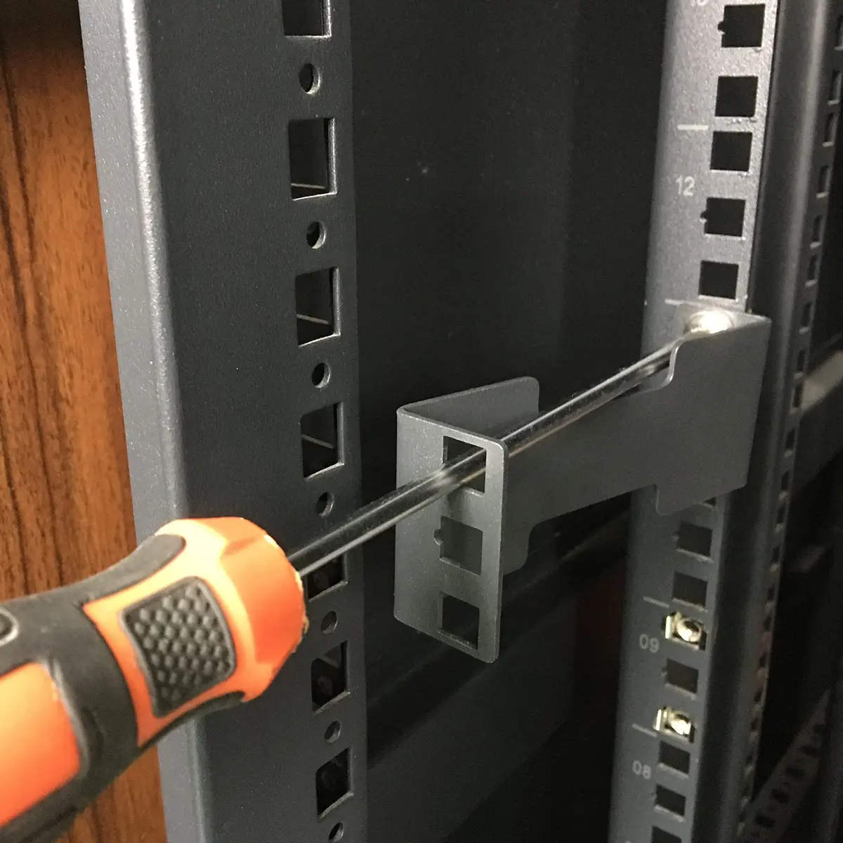JINGCHENGMEI 1U Server Rack Depth Extender 4-Inch | Steel Support for Network Cabinets - view 6
