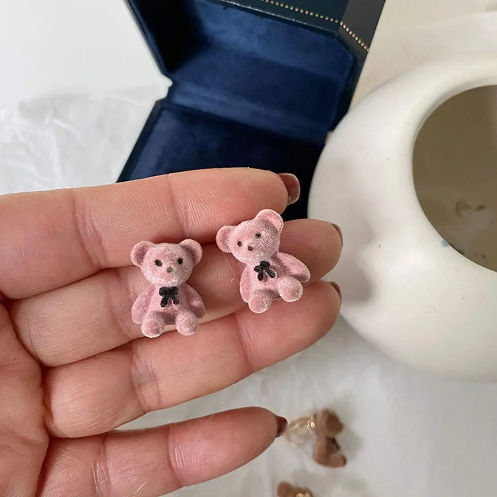 Pingyongchang Plush Bear Stud Earrings | Cute Cartoon Animal Jewelry for Women - view 5