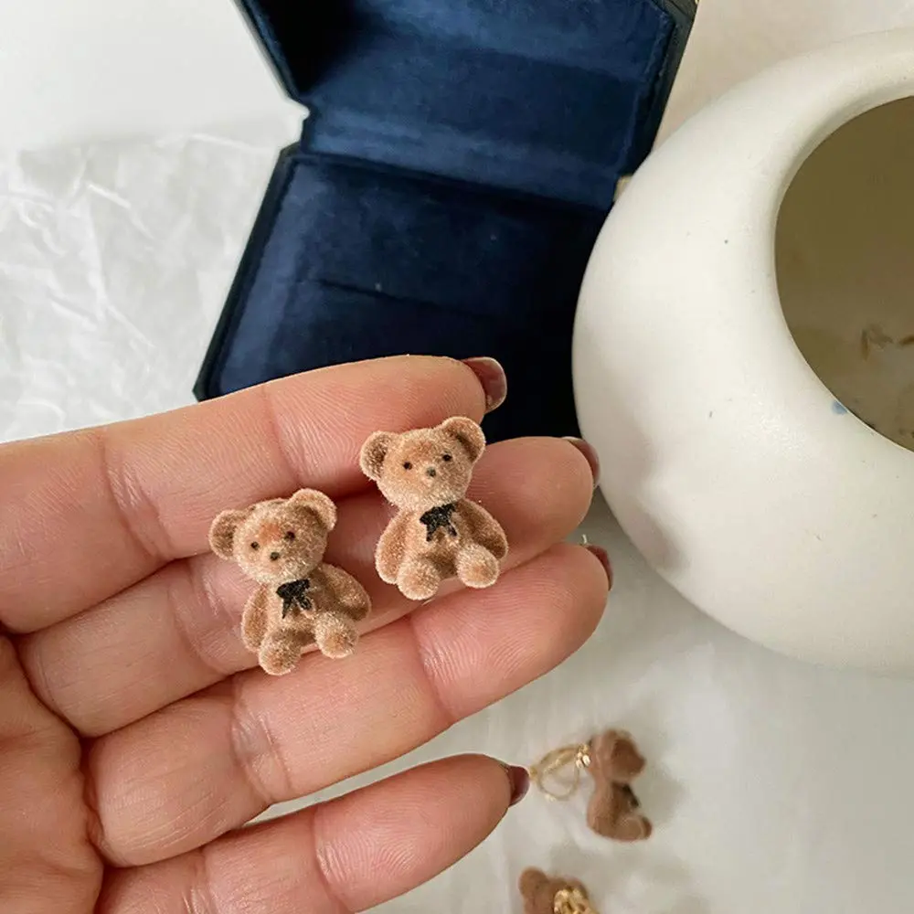 Pingyongchang Plush Bear Stud Earrings | Cute Cartoon Animal Jewelry for Women - view 6