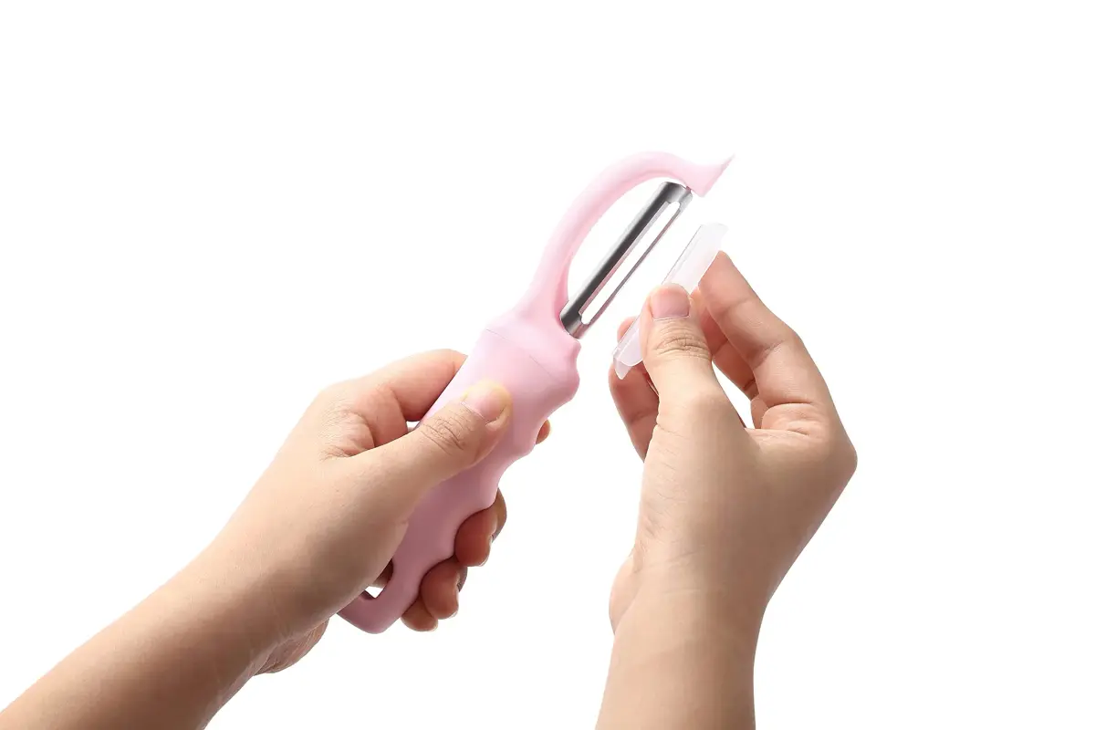 Spring Chef Swivel Vegetable Peeler with Soft Grip Handle, Pink Lemonade | 19.1 cm (7.5") - view 8