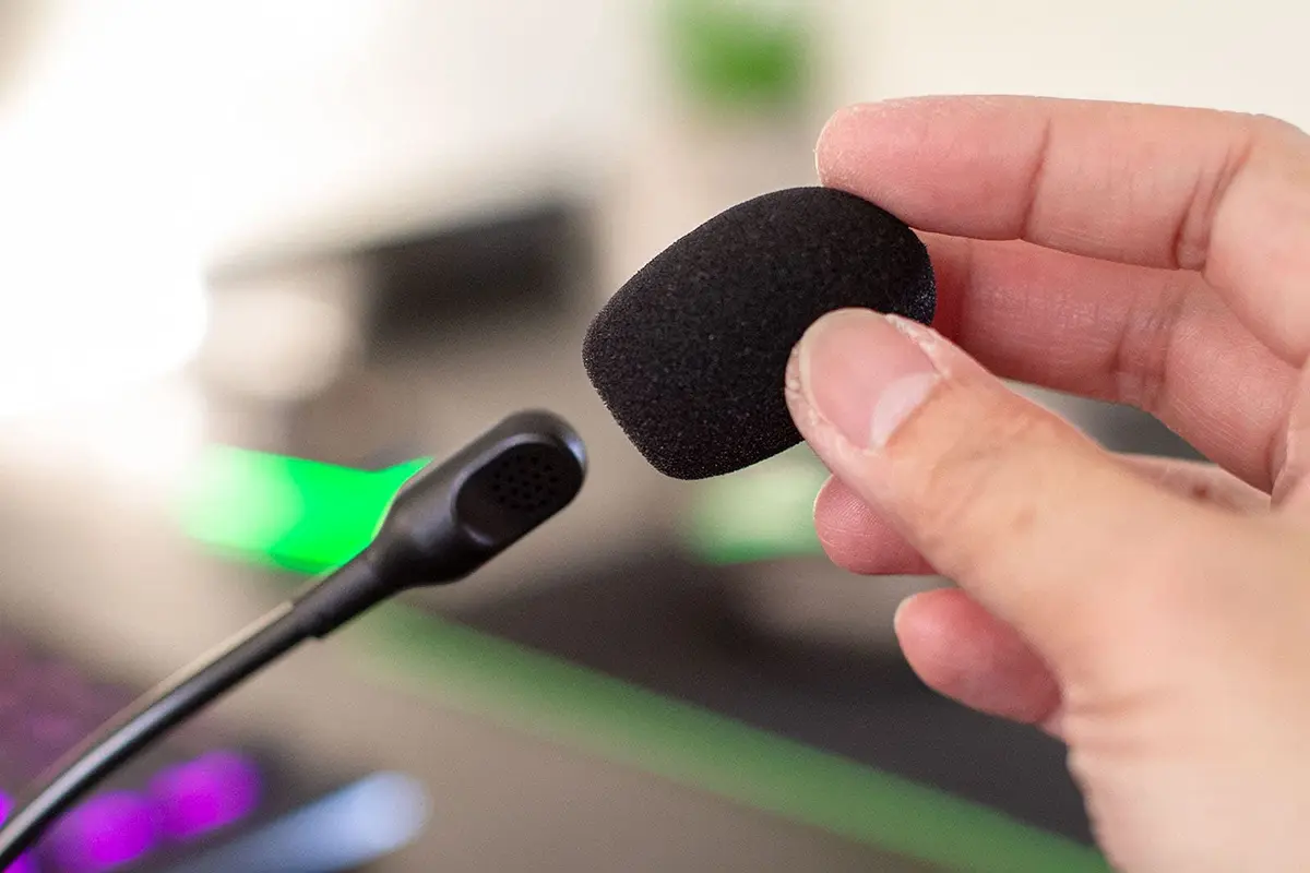 LEFXMOPHY Blackshark Pop Filter Replacement for Razer BlackShark V2 / V2 Pro / V2 X Headset Microphone Windscreen Mic Foam Cover, 3-Pack - view 2