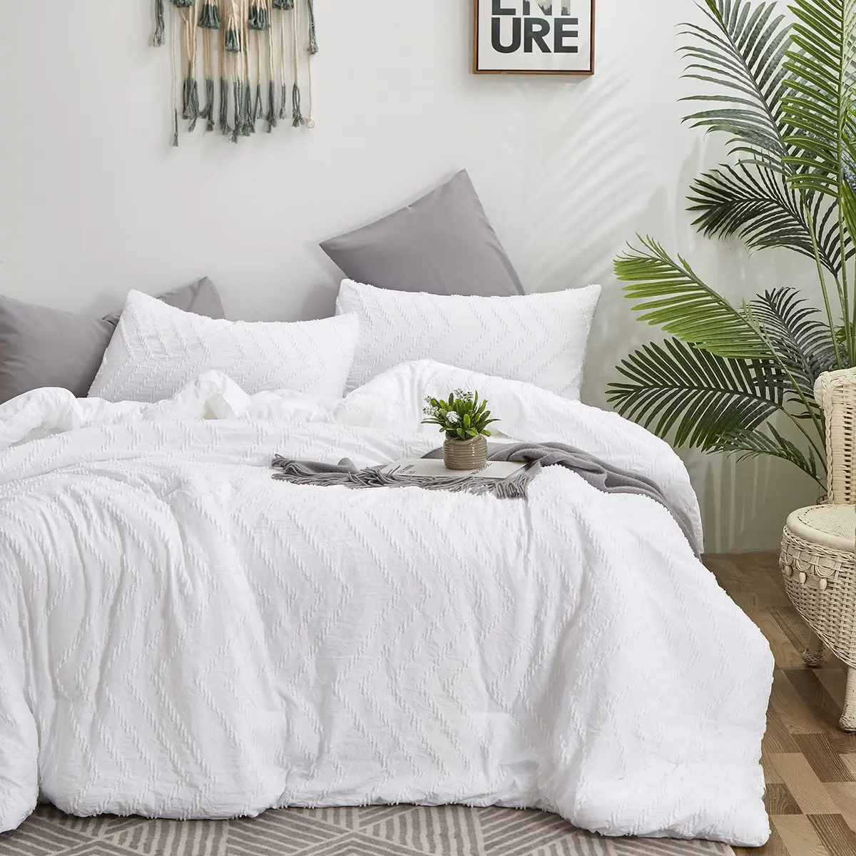 Luxlovery White Jacquard Comforter Set King | Boho Farmhouse Bedding for King Bed - view 2