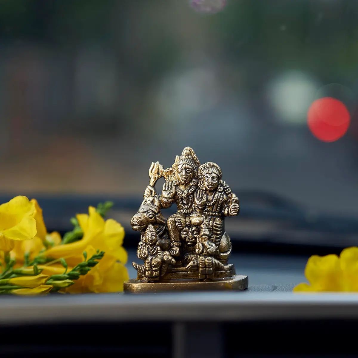 eSplanade Brass Shiva Parvati Pariwar Family Murti Idol Statue Sculpture 5.7 cm (2.25 x 2 x 1 Inch) - view 4