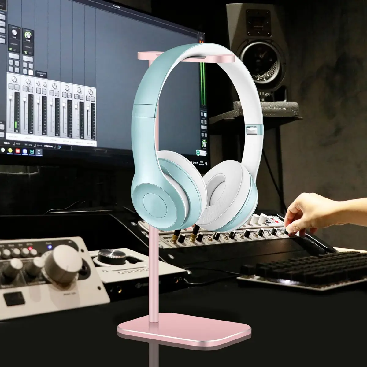 SHUOSUO Aluminum Headphone Stand with Solid Metal Base, Rose Gold | Desk Organizer for Most Headphones - view 7