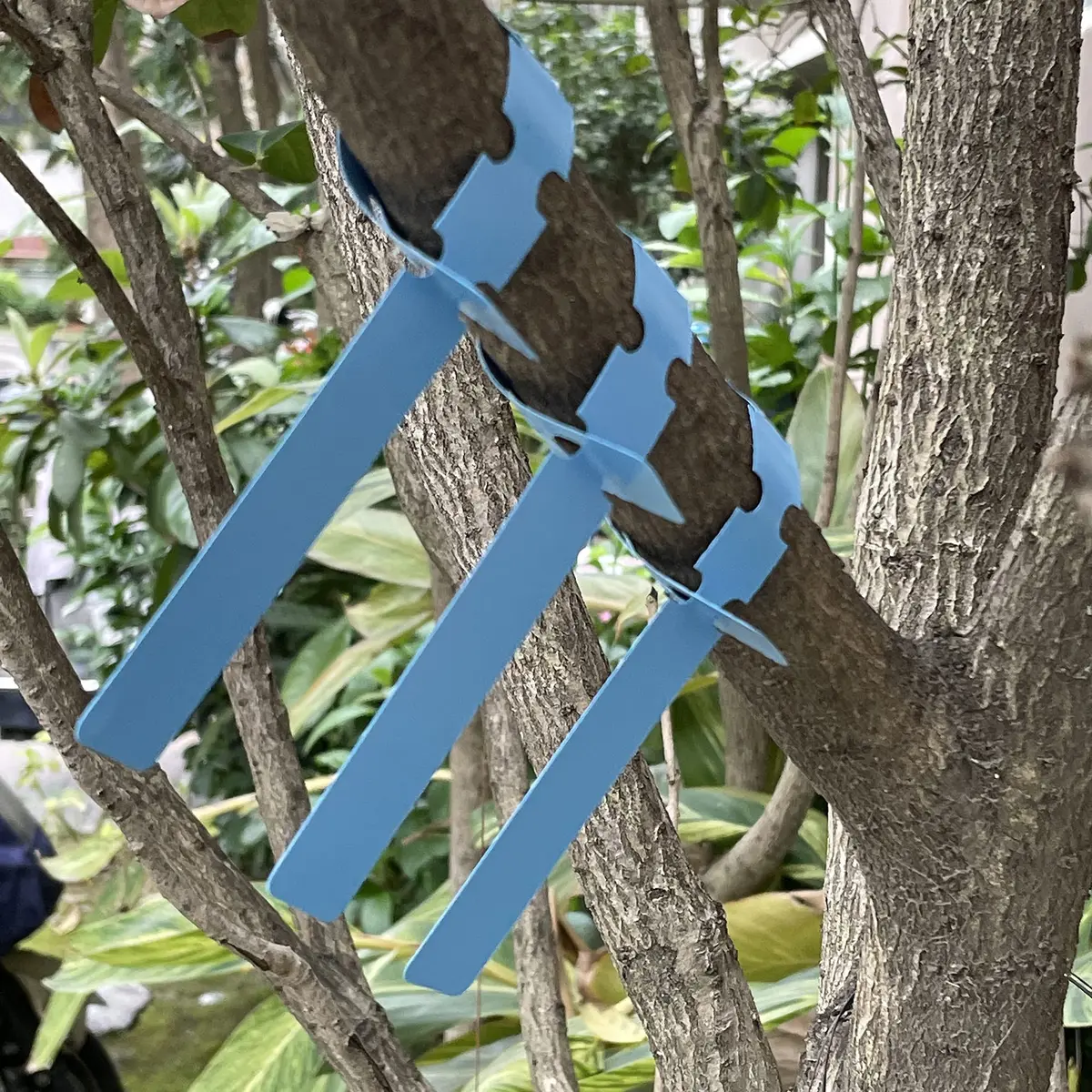 MIHEY Blue 200 Pcs Hanging Plant Tags with Marker Pen 2cm x 20cm (0.79 inch x 7.87 inch) | Durable UV-Resistant Waterproof Labels - view 7
