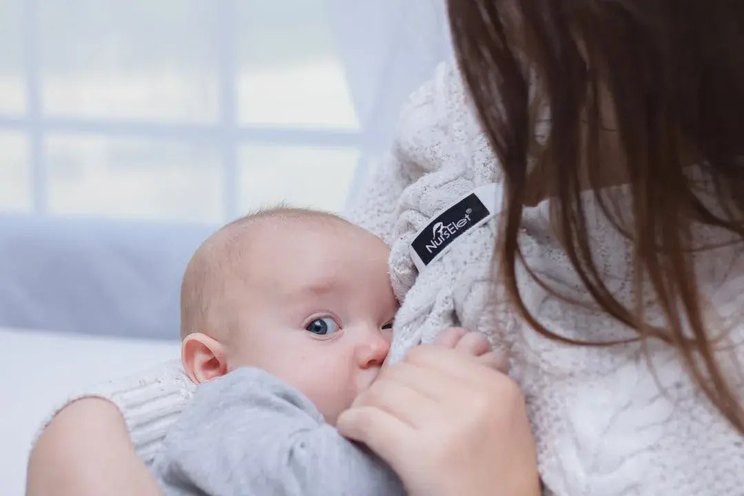 NursElet Nursing Bracelet 2 Units | Hands-Free Shirt Holder for Breastfeeding & Pumping - view 5