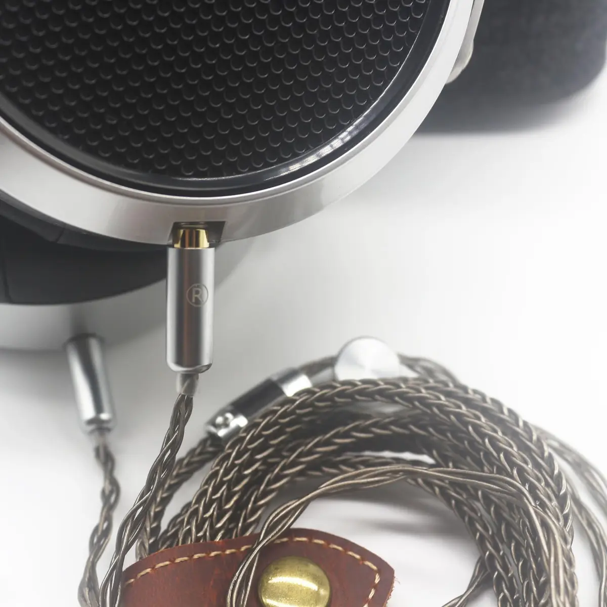 Youkamoo 4.4mm Cable Compatible with Hifiman HE4XX, HE-400i Headphones 1.8m | Silver Plated Audio Upgrade - view 3