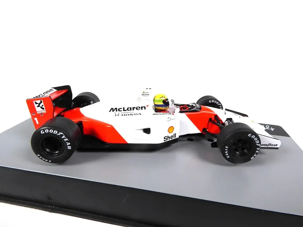 OPO 10 Formula 1 Car 1/43 | Metal Scale Model, Ayrton Senna Germany GP 1992 - view 6