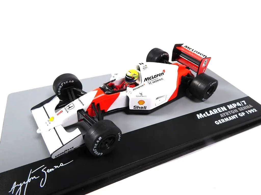 OPO 10 Formula 1 Car 1/43 | Metal Scale Model, Ayrton Senna Germany GP 1992 - view 2