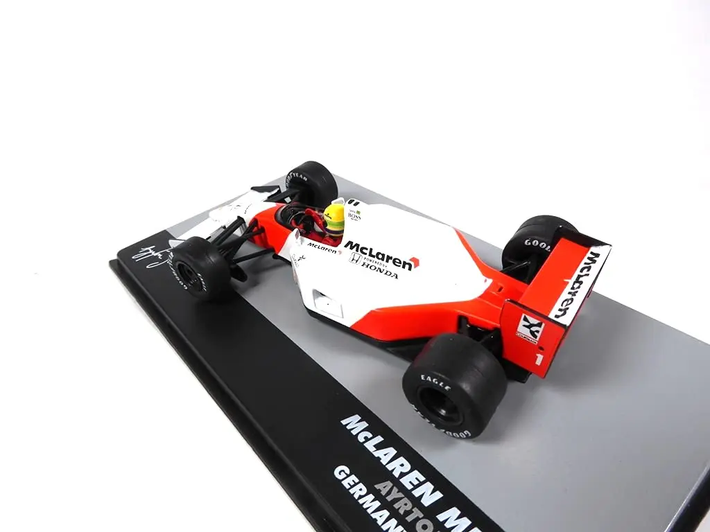OPO 10 Formula 1 Car 1/43 | Metal Scale Model, Ayrton Senna Germany GP 1992 - view 3