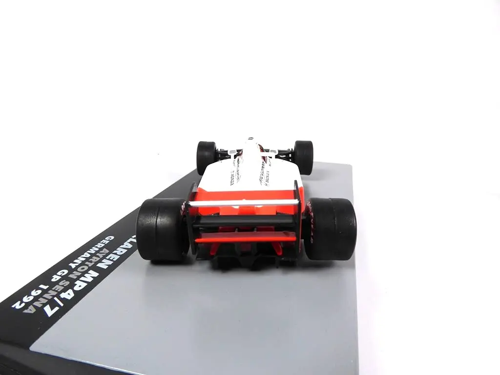 OPO 10 Formula 1 Car 1/43 | Metal Scale Model, Ayrton Senna Germany GP 1992 - view 4