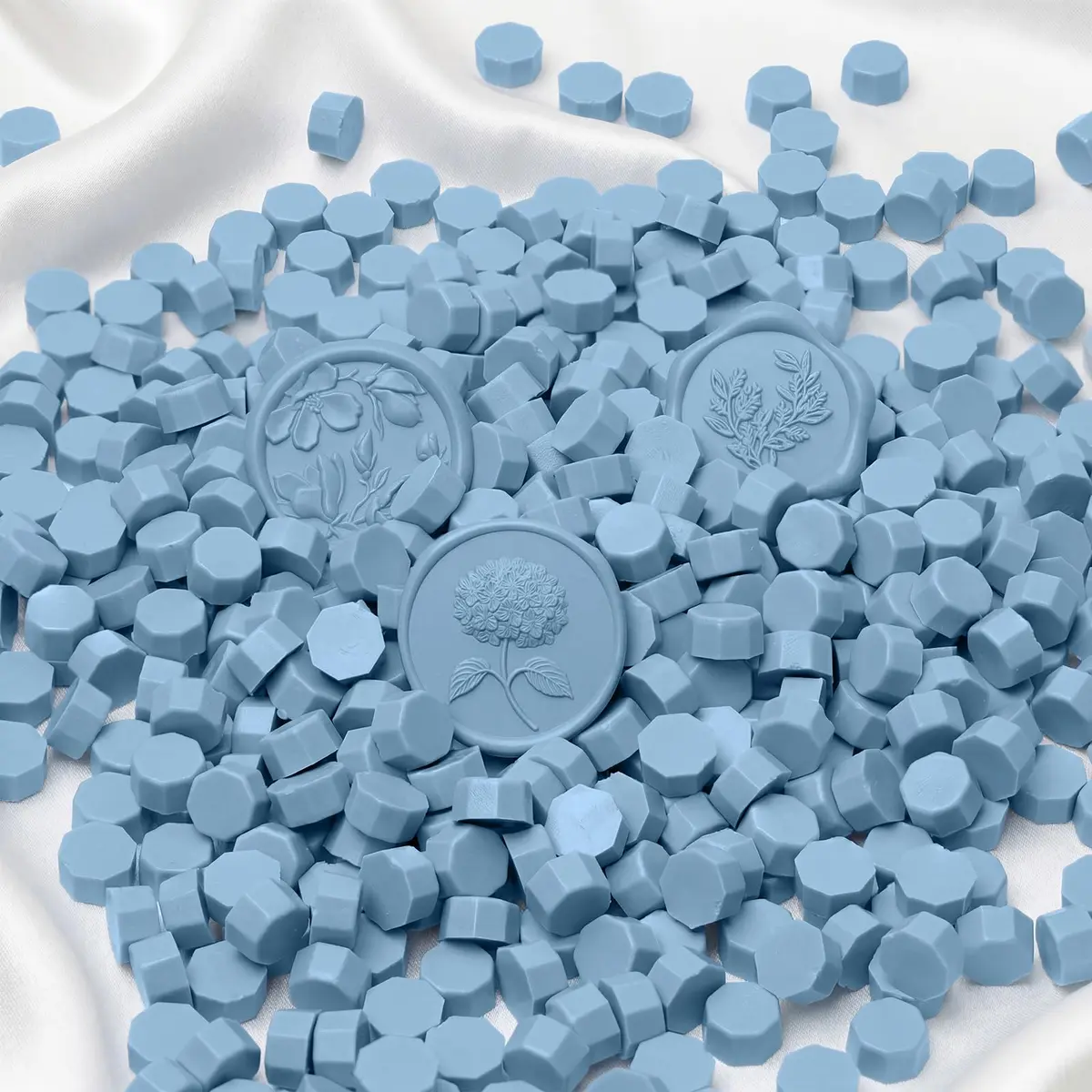 UNIQOOO Dusty Blue Sealing Wax Beads Nuggets 540 Pcs | Perfect for Wedding Invitations, Gift Wrapping, Wine Packages, Arts and Crafts Project - main product image