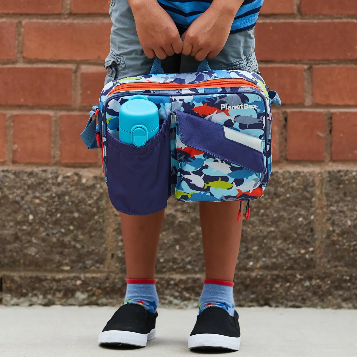 PlanetBox Insulated Lunch Bag Camo Shark Edition 22.8 cm (9 in) x 27.9 cm (11 in) x 6.4 cm (2.5 in) | Versatile Carry Bag for School & Adventures - view 7