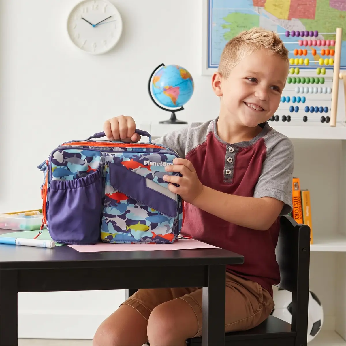 PlanetBox Insulated Lunch Bag Camo Shark Edition 22.8 cm (9 in) x 27.9 cm (11 in) x 6.4 cm (2.5 in) | Versatile Carry Bag for School & Adventures - view 2
