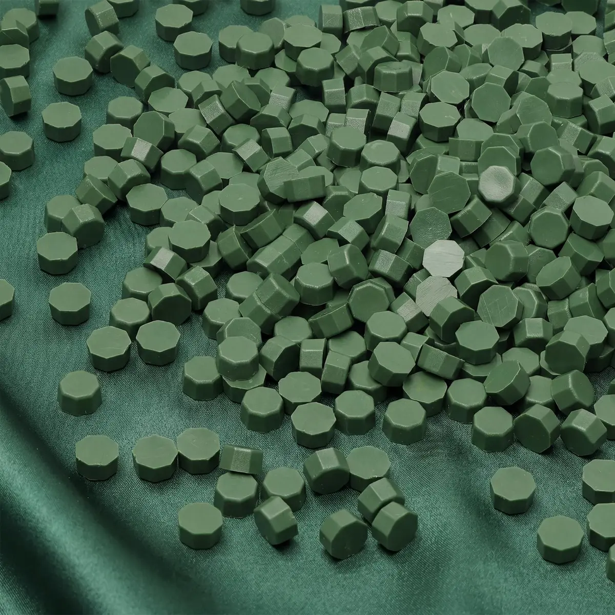 UNIQOOO Dark Olive Green Sealing Wax Beads, 540 Pcs | Perfect for Wedding Invitations & Crafts - view 7