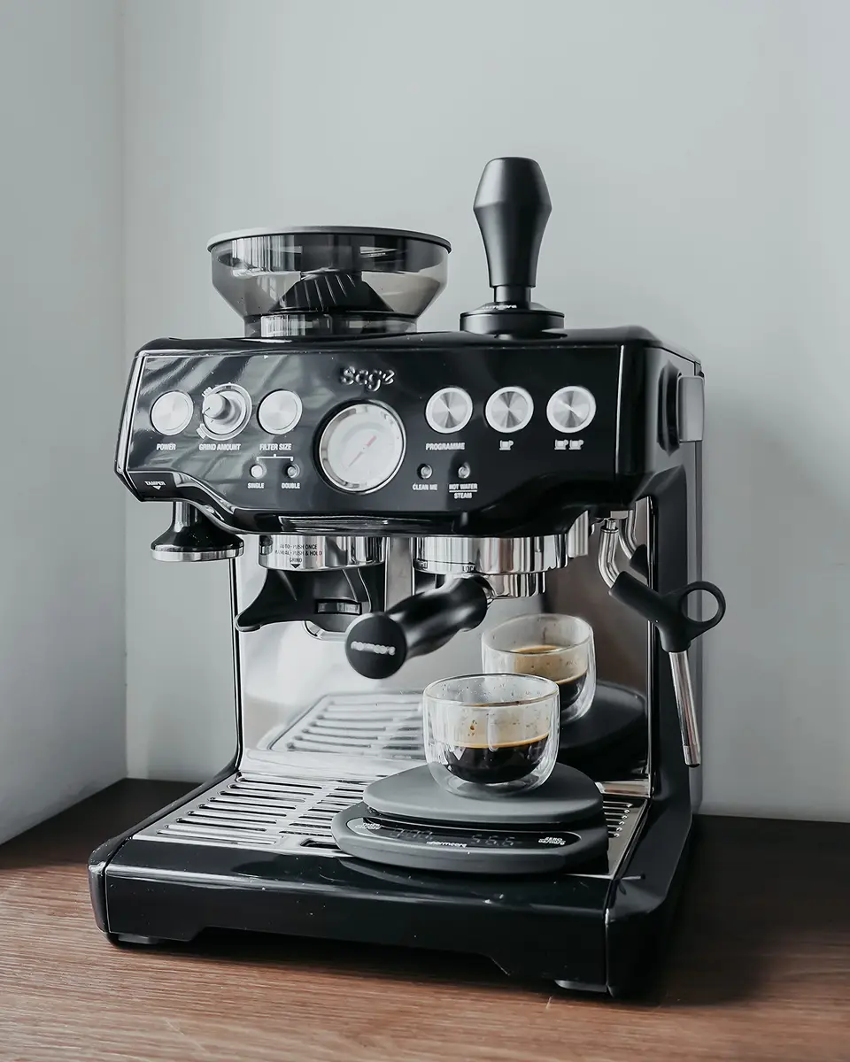 Normcore 54mm Bottomless Portafilter with 18g Filter Basket | Naked Portafilter for Breville Sage Barista Express - view 2