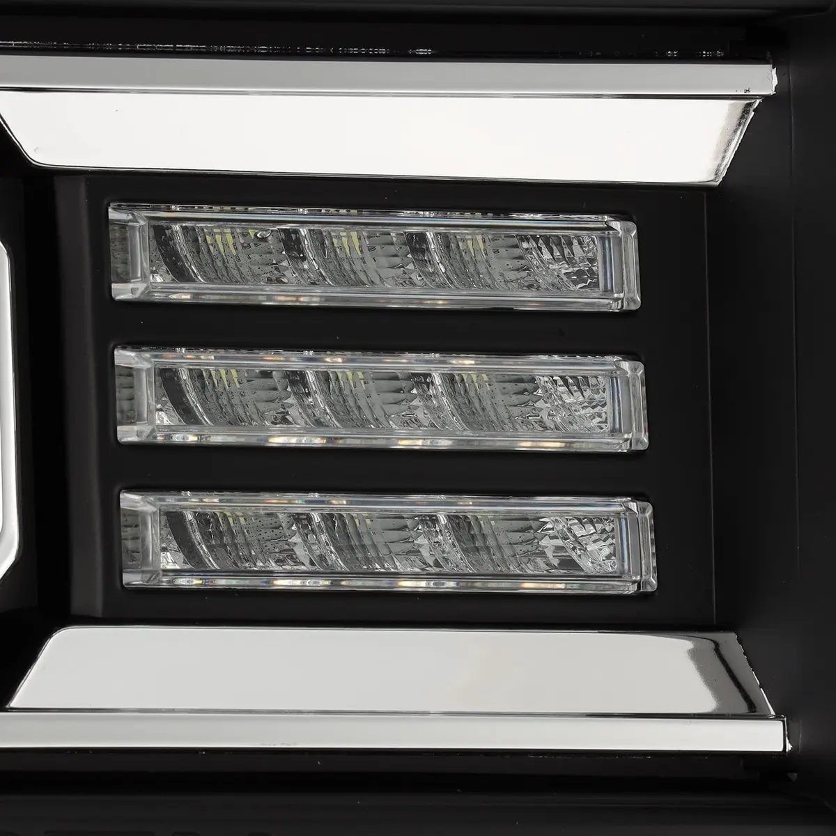 AlphaRex 880615 LUXX Series LED Projector Headlights | Fits GMC Sierra 1500 | Clear Polycarbonate Lens - view 9