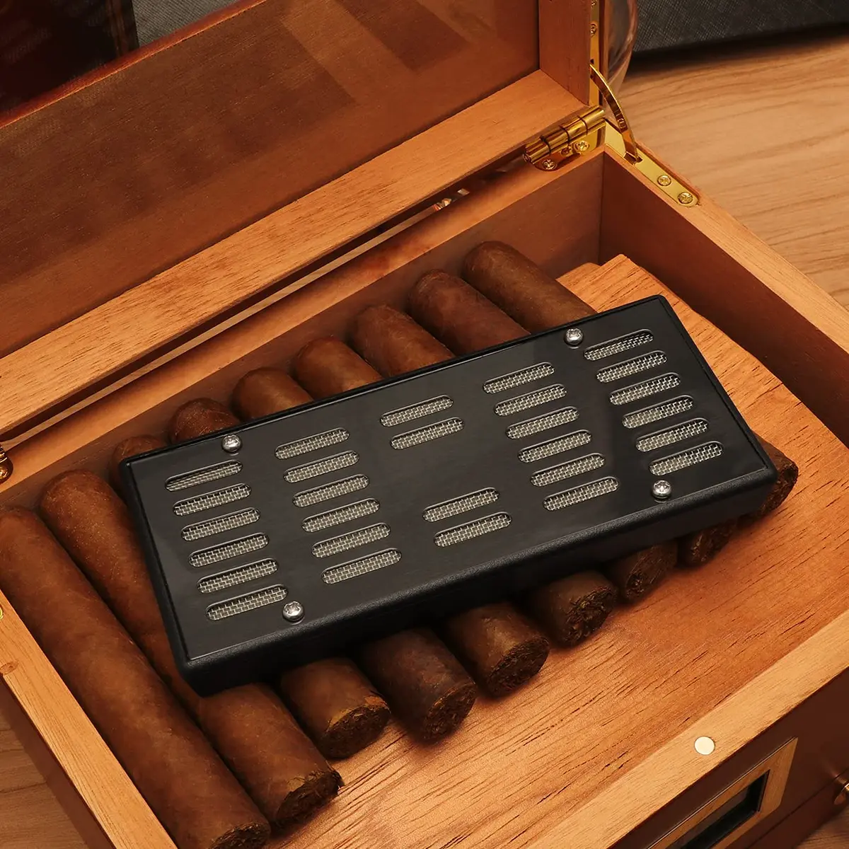 TISFA Cigar Humidifier Black | Durable, Easy to Use, Portable Humidor Accessory - view 4
