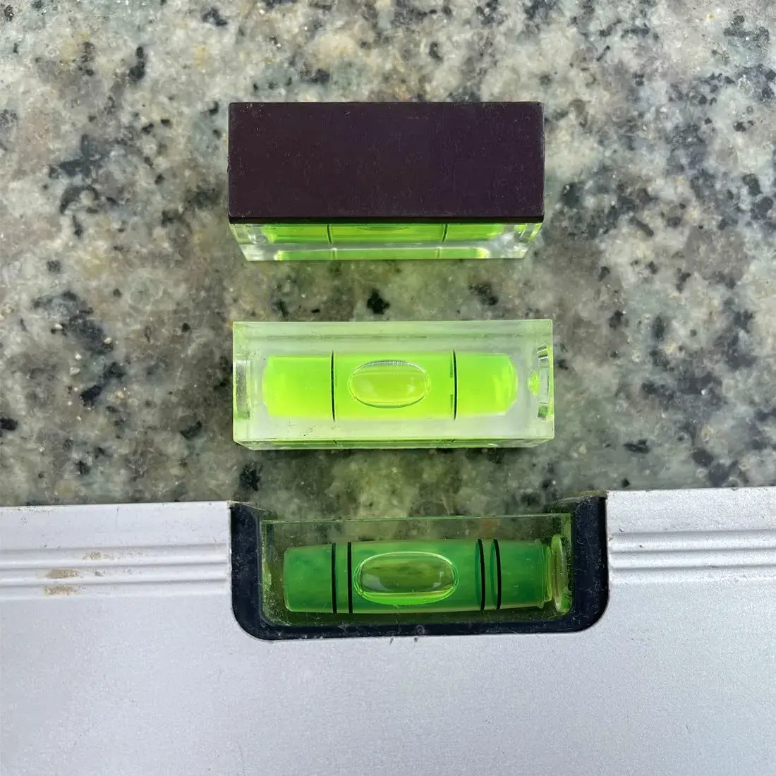 LAIESYA Magnetic Square Bubble Spirit Levels Set 15x15x40mm (0.59x0.59x1.6 inch) | Precision Horizontal Measuring Tool - view 6