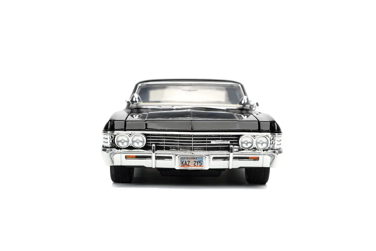 Jada Supernatural 1:24 1967 Chevy Impala Die-cast Car with Dean Winchester Figure | Ages 8+ (20 cm x 15 cm x 8 cm) - view 4
