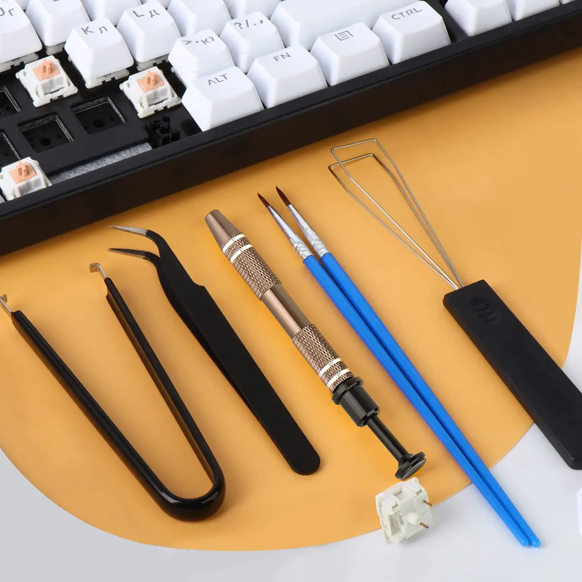YIMAGUJRX RUNJRX Keyboard Lube Kit with Tweezers, Keycap Puller, Switch Puller, 4-Claw Grabber, Lube Pen for Custom Keyboard - view 7